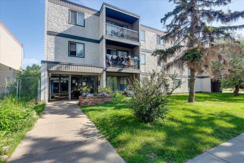 205-4904 54 Street, Red Deer, AB - Outdoor With Balcony