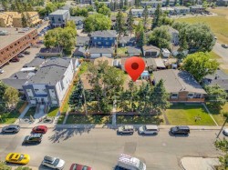 6131 33 Avenue NW Calgary, AB T3B 1K6