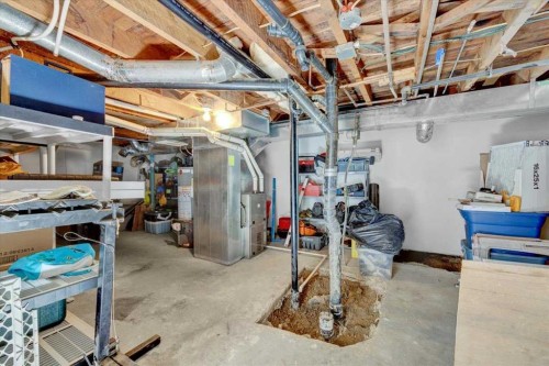 6131 33 Avenue Nw, Calgary, AB - Indoor Photo Showing Basement