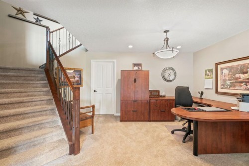 204 Sunset Square, Cochrane, AB - Indoor Photo Showing Office