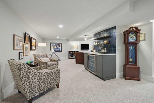 3809 Parkhill Street Sw, Calgary, AB - Indoor