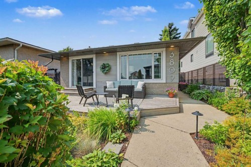3809 Parkhill Street Sw, Calgary, AB - Outdoor With Deck Patio Veranda