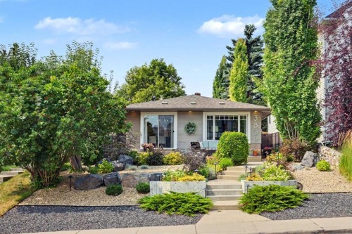 3809 Parkhill Street Sw, Calgary, AB - Outdoor