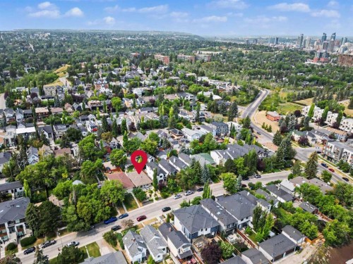 3809 Parkhill Street Sw, Calgary, AB - Outdoor With View