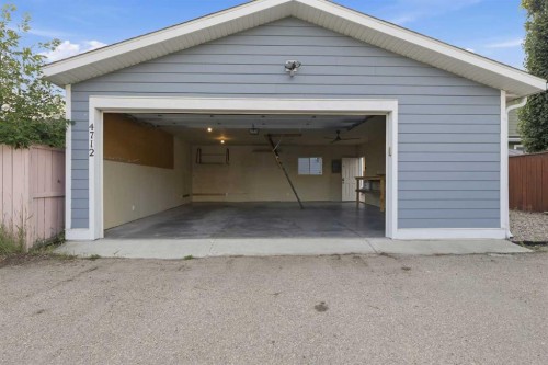 4712 60 Street Ne, Calgary, AB - Outdoor With Exterior