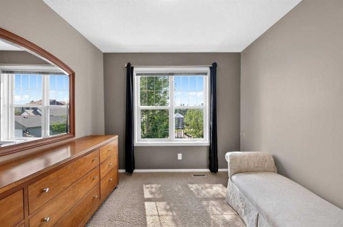 30 Copperstone Green Se, Calgary, AB - Indoor