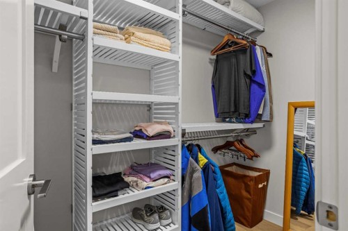 307-1505 Spring Creek Gate, Canmore, AB - Indoor With Storage