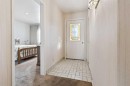 34 Rosery Drive Nw, Calgary, AB  - Indoor Photo Showing Other Room 