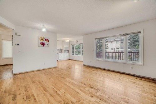 10057 Hamptons Boulevard Nw, Calgary, AB - Indoor Photo Showing Other Room