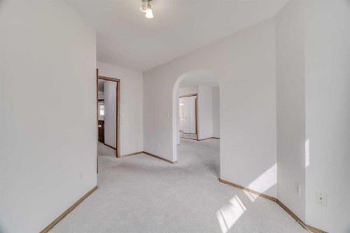 10057 Hamptons Boulevard Nw, Calgary, AB - Indoor Photo Showing Other Room
