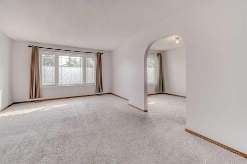 10057 Hamptons Boulevard Nw, Calgary, AB - Indoor Photo Showing Other Room