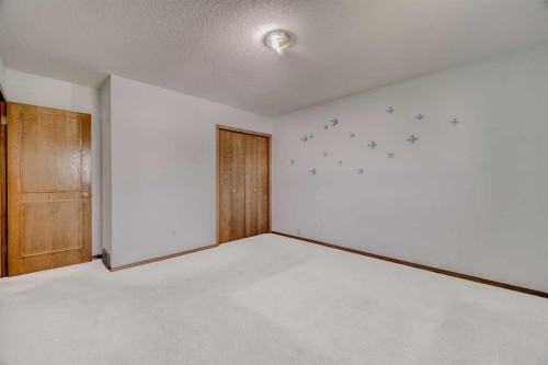 10057 Hamptons Boulevard Nw, Calgary, AB - Indoor Photo Showing Other Room