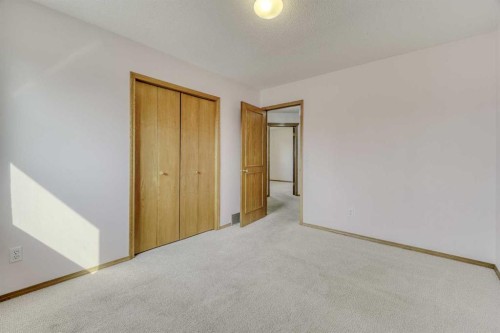 10057 Hamptons Boulevard Nw, Calgary, AB - Indoor Photo Showing Other Room