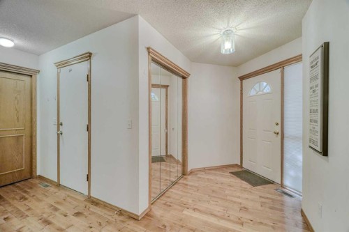10057 Hamptons Boulevard Nw, Calgary, AB - Indoor Photo Showing Other Room