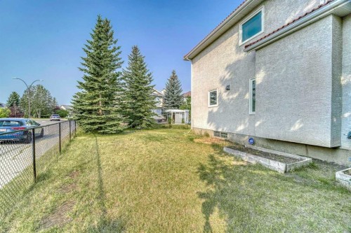 10057 Hamptons Boulevard Nw, Calgary, AB - Outdoor