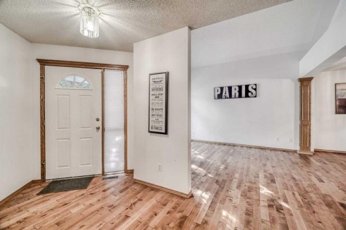 10057 Hamptons Boulevard Nw, Calgary, AB - Indoor Photo Showing Other Room