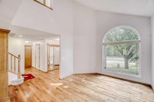 10057 Hamptons Boulevard Nw, Calgary, AB - Indoor Photo Showing Other Room