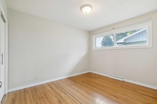 3816 26 Avenue Sw, Calgary, AB - Indoor Photo Showing Other Room