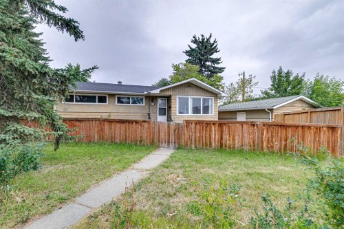 3816 26 Avenue Sw, Calgary, AB - Outdoor