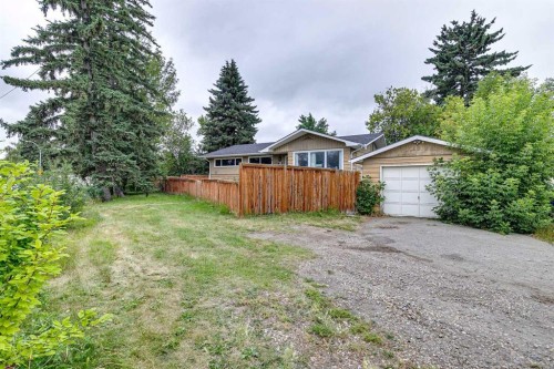 3816 26 Avenue Sw, Calgary, AB - Outdoor