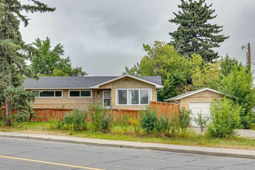 3816 26 Avenue Sw, Calgary, AB - Outdoor