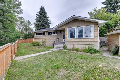 3816 26 Avenue Sw, Calgary, AB - Outdoor