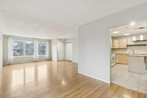 3816 26 Avenue Sw, Calgary, AB - Indoor Photo Showing Kitchen With Double Sink