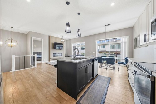 113 Marina Key, Chestermere, AB - Indoor Photo Showing Kitchen With Upgraded Kitchen