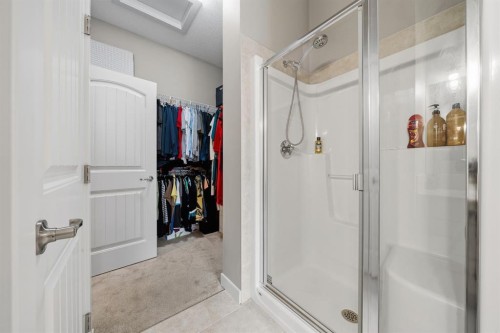 113 Marina Key, Chestermere, AB - Indoor Photo Showing Bathroom