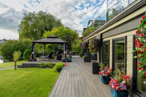 85 Sunset Way Se, Calgary, AB - Outdoor With Deck Patio Veranda
