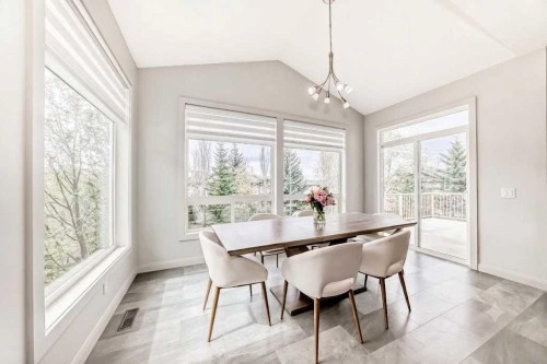 11 Cresthaven Bay Sw, Calgary, AB - Indoor Photo Showing Dining Room