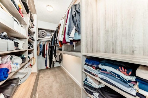 11 Cresthaven Bay Sw, Calgary, AB - Indoor With Storage