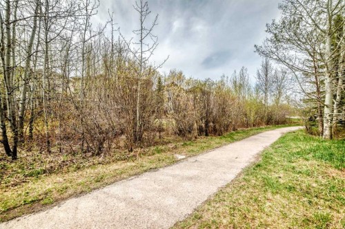 11 Cresthaven Bay Sw, Calgary, AB - Outdoor With View