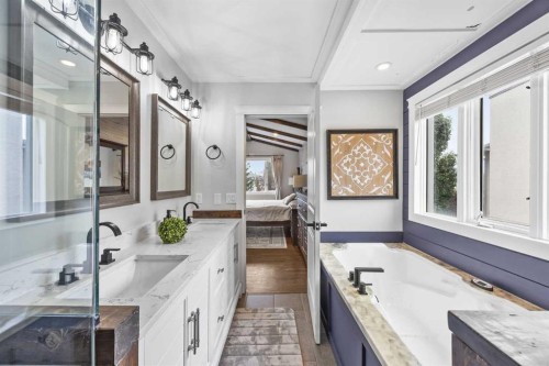 311 Hawkland Place Nw, Calgary, AB - Indoor Photo Showing Bathroom