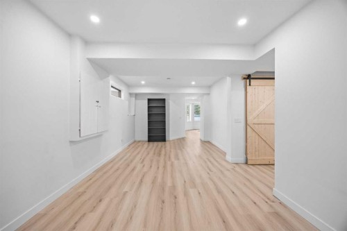 311 Hawkland Place Nw, Calgary, AB - Indoor Photo Showing Other Room
