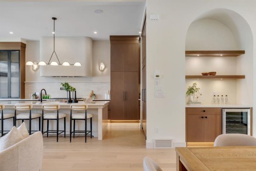 4110 18 Street Sw, Calgary, AB - Indoor