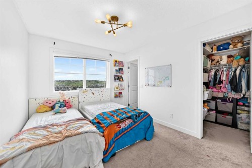 512 Sage Hill Grove Nw, Calgary, AB - Indoor Photo Showing Bedroom