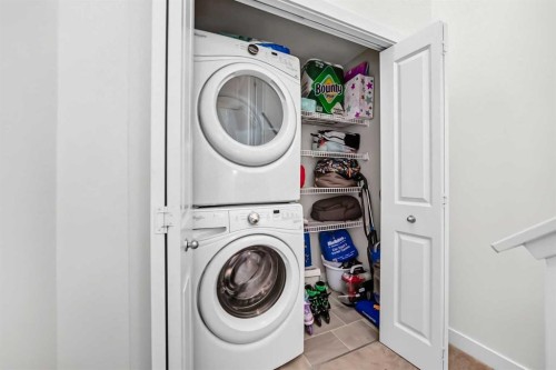 512 Sage Hill Grove Nw, Calgary, AB - Indoor Photo Showing Laundry Room