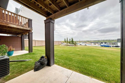512 Sage Hill Grove Nw, Calgary, AB - Outdoor