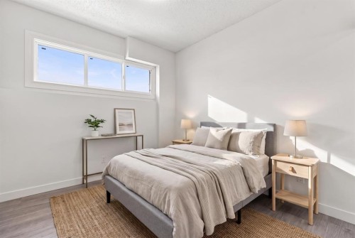 427 Falmere Road Ne, Calgary, AB - Indoor Photo Showing Bedroom
