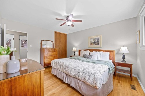 30 Gateway Drive Sw, Calgary, AB - Indoor Photo Showing Bedroom