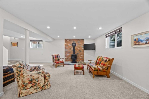 30 Gateway Drive Sw, Calgary, AB - Indoor