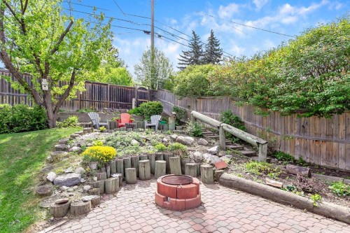 30 Gateway Drive Sw, Calgary, AB - Outdoor