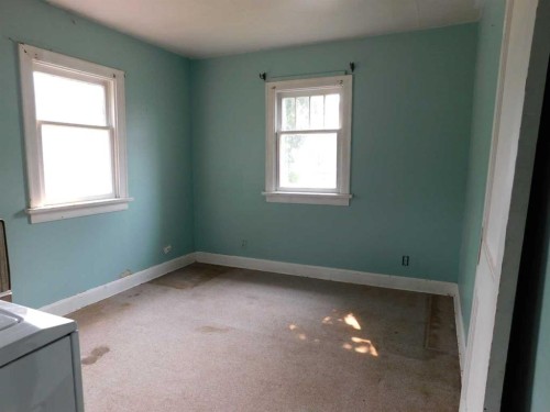 309 45 Avenue West, Claresholm, AB - Indoor Photo Showing Other Room