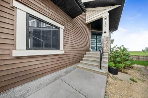 105 Homestead Crescent Ne, Calgary, AB - Outdoor With Exterior
