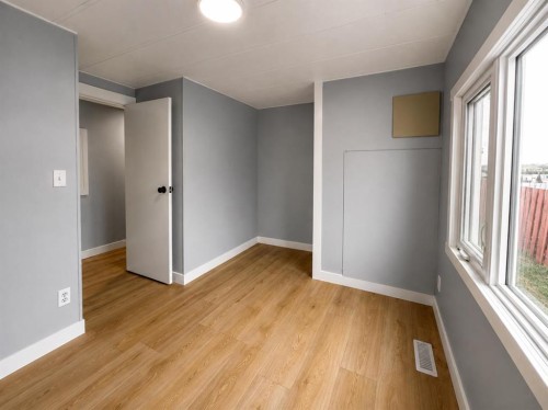 168 Huntwell Road Ne, Calgary, AB - Indoor Photo Showing Other Room