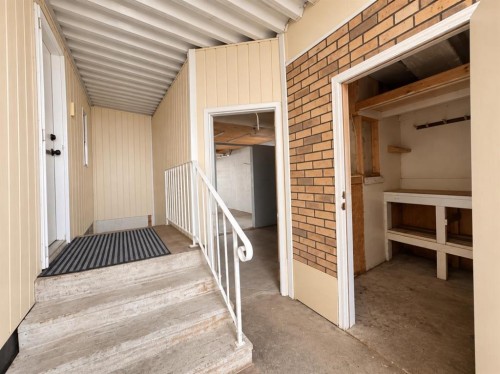 168 Huntwell Road Ne, Calgary, AB - Indoor Photo Showing Other Room