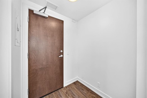 458-222 Riverfront Avenue Sw, Calgary, AB - Indoor Photo Showing Other Room