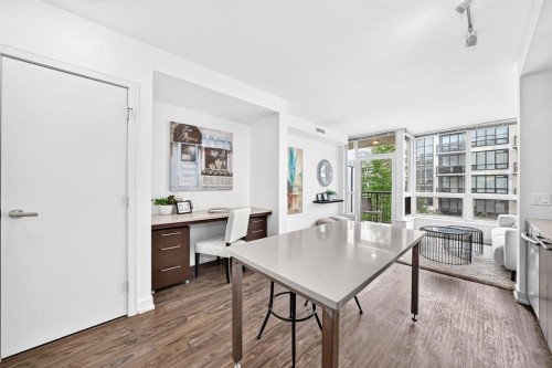 458-222 Riverfront Avenue Sw, Calgary, AB - Indoor
