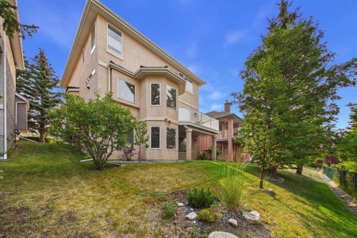 15 Royal Crest Terrace Nw, Calgary, AB - Outdoor